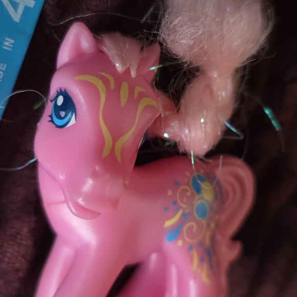 2008 MLP 25th BIRTHDAY Celebration PINKIE PIE - Picture 3 of 4